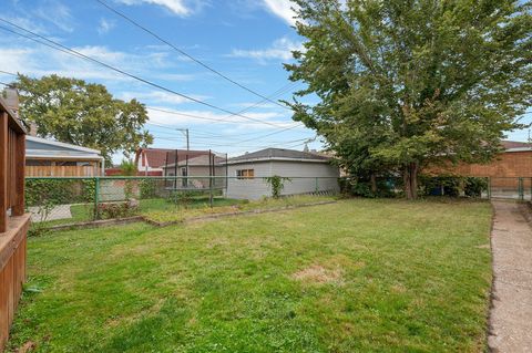 Tiny photo for 11247 S Avenue L, Chicago, IL 60617 (MLS # 12492280)