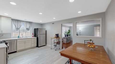 Tiny photo for 86 Broadway Avenue, Chicago Heights, IL 60411 (MLS # 12516955)