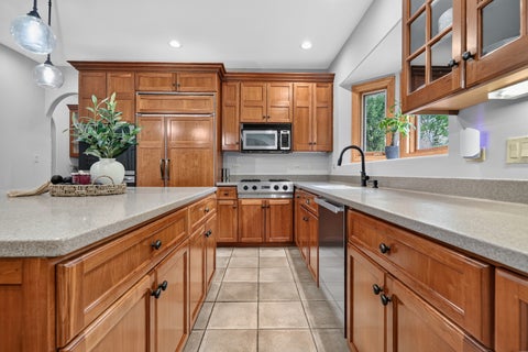 Tiny photo for 13701 Oak Tree Lane, Lemont, IL 60439 (MLS # 12746313)