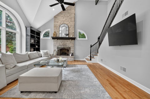 Tiny photo for 13701 Oak Tree Lane, Lemont, IL 60439 (MLS # 12746313)