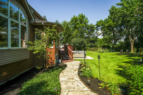 Tiny photo for 13701 Oak Tree Lane, Lemont, IL 60439 (MLS # 12746313)