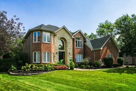 Tiny photo for 13701 Oak Tree Lane, Lemont, IL 60439 (MLS # 12746313)