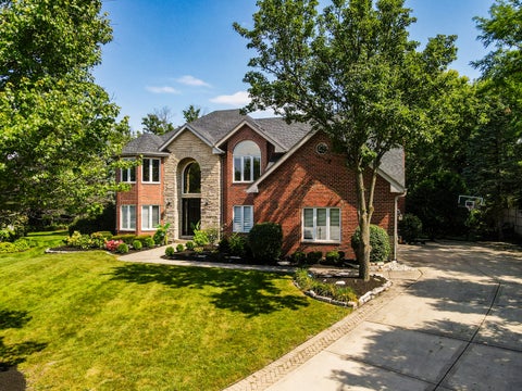 Photo of 13701 Oak Tree Lane, Lemont, IL 60439 (MLS # 12746313)