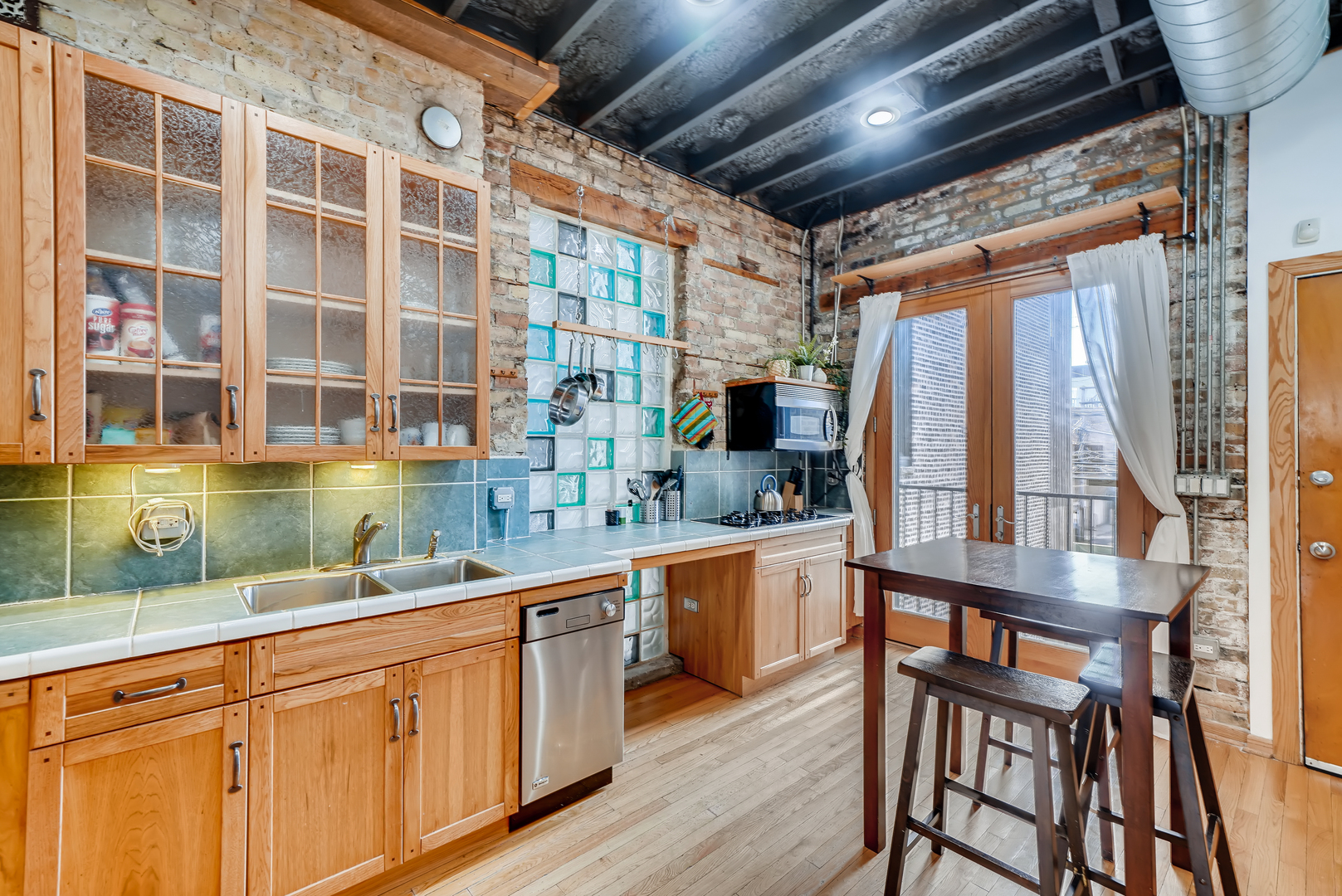 2014 N Halsted Street