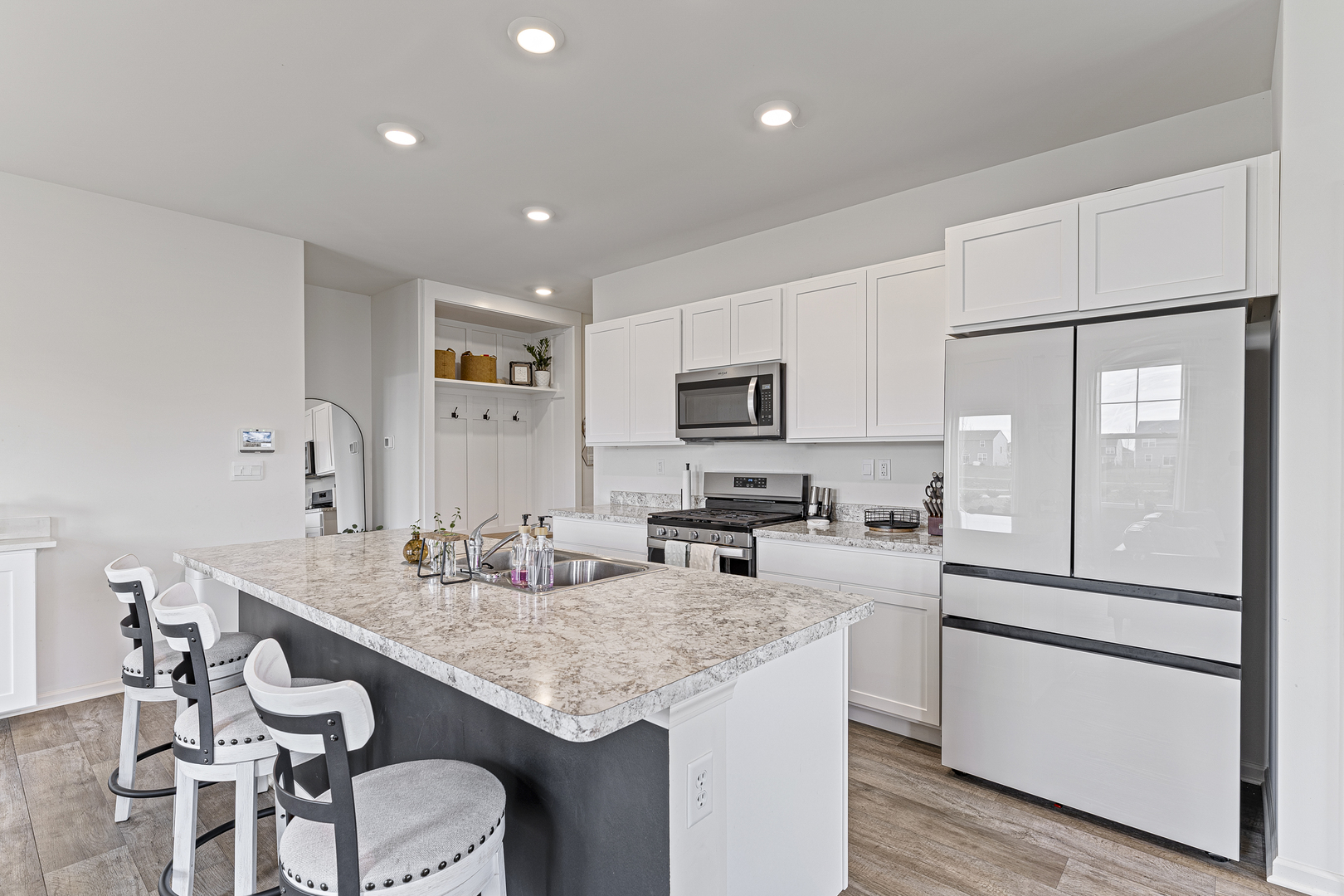 1187 Sonoma Court