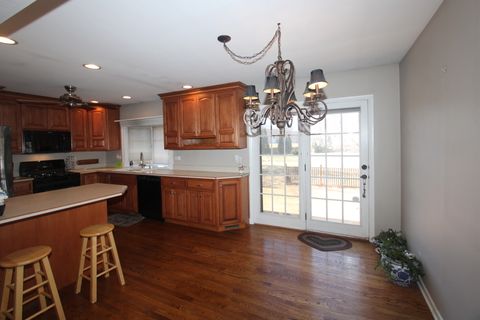 Tiny photo for 207 York Place, New Lenox, IL 60451 (MLS # 12625443)