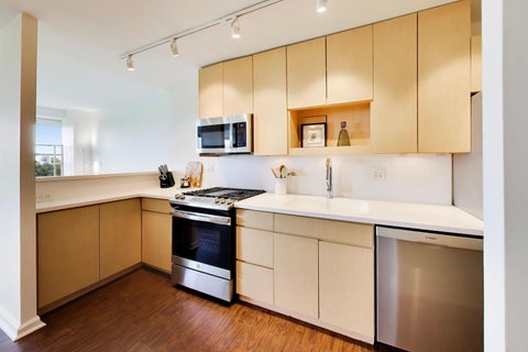 Tiny photo for 1540 N State Parkway #8C, Chicago, IL 60610 (MLS # 12718829)