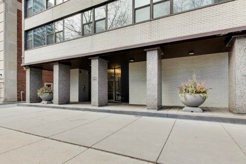 Tiny photo for 1540 N State Parkway #8C, Chicago, IL 60610 (MLS # 12718829)