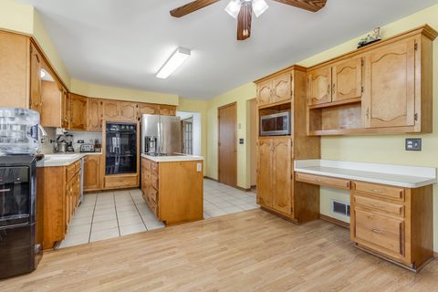 Tiny photo for 26013 S KANKAKEE Street, Manhattan, IL 60442 (MLS # 12674962)