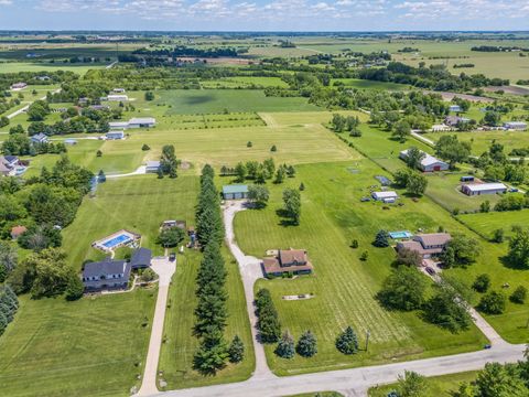 Tiny photo for 26013 S KANKAKEE Street, Manhattan, IL 60442 (MLS # 12674962)