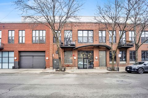 Photo of Chicago, IL 60607 (MLS # 12571735)