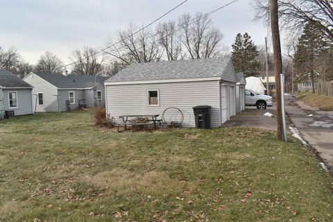Tiny photo for 4109 23rd Avenue, RockIsland, IL 61201 (MLS # 100000079)