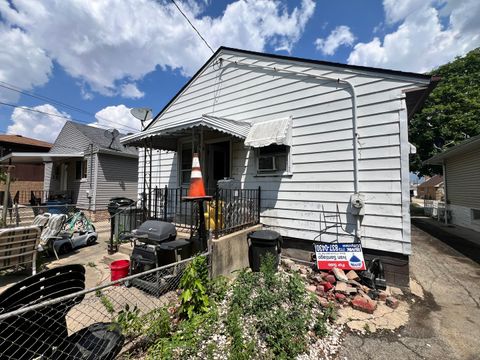 Tiny photo for 1512 N 32nd Avenue, Melrose Park, IL 60160 (MLS # 12401698)