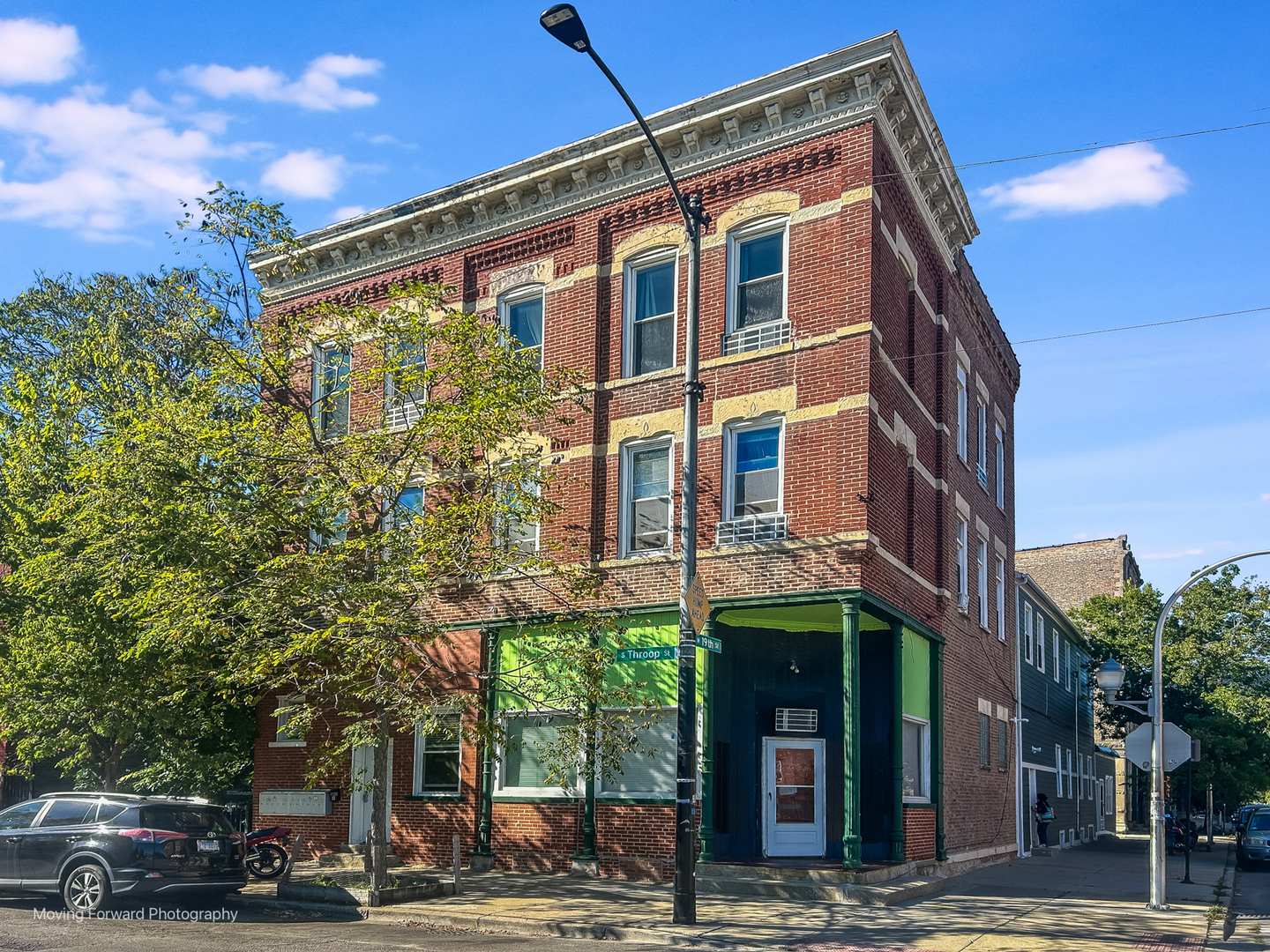 1900 S Throop Street