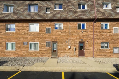 Tiny photo for 9386 Bay Colony Drive #1S, Des Plaines, IL 60016 (MLS # 12798110)