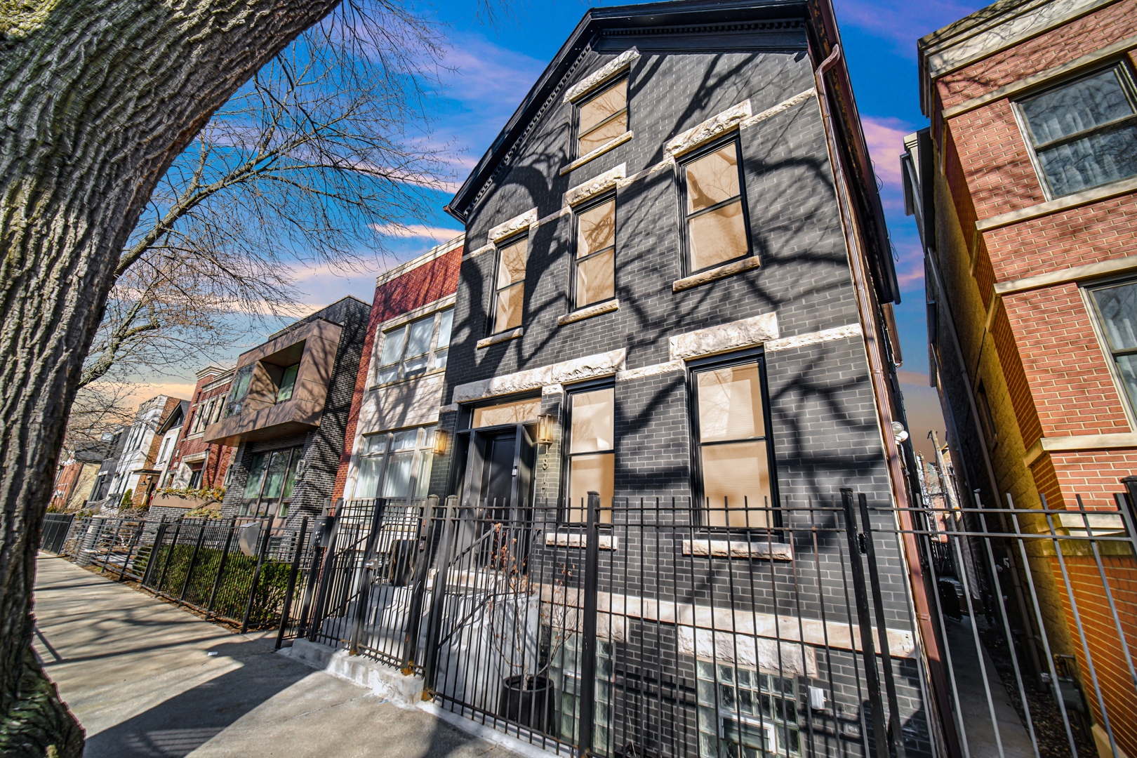 1817 N Honore Street 1F