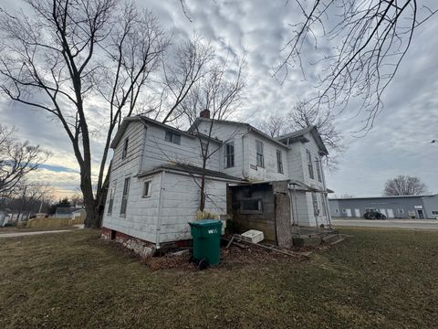 Tiny photo for 214 S Main Street, Abingdon, IL 61410 (MLS # 12260510)