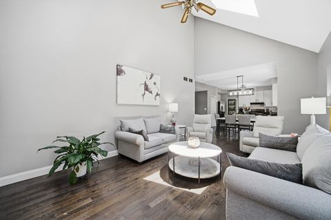 Tiny photo for 90 Rodenburg Road, Roselle, IL 60172 (MLS # 12666084)