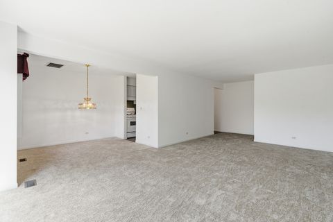 Tiny photo for 6818 Roberts Drive #3, Woodridge, IL 60517 (MLS # 12621854)