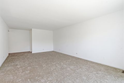 Tiny photo for 6818 Roberts Drive #3, Woodridge, IL 60517 (MLS # 12621854)