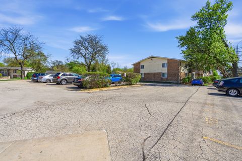 Tiny photo for 6818 Roberts Drive #3, Woodridge, IL 60517 (MLS # 12621854)