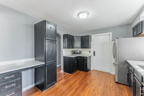 Tiny photo for 2345 Ridgeland Avenue #2, Berwyn, IL 60402 (MLS # 12503574)