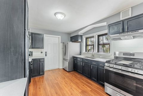 Tiny photo for 2345 Ridgeland Avenue #2, Berwyn, IL 60402 (MLS # 12503574)