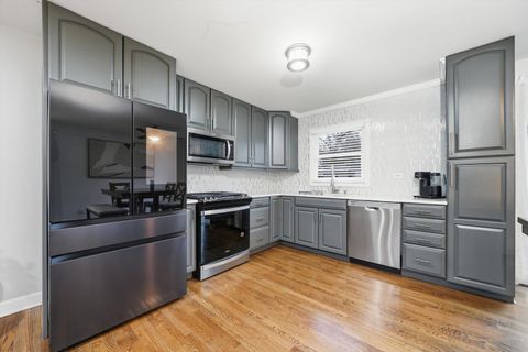 Tiny photo for 600 Seminole Trail, Lake In The Hills, IL 60156 (MLS # 12549646)