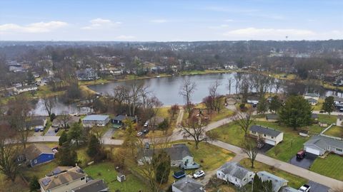 Tiny photo for 600 Seminole Trail, Lake In The Hills, IL 60156 (MLS # 12549646)