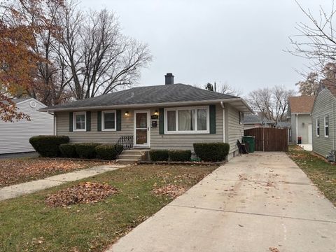 Photo of 1002 Plaza Drive, Joliet, IL 60435 (MLS # 12516490)