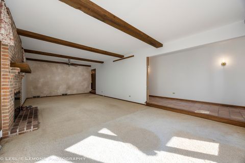 Tiny photo for 577 Lee Street, Glen Ellyn, IL 60137 (MLS # 12502726)