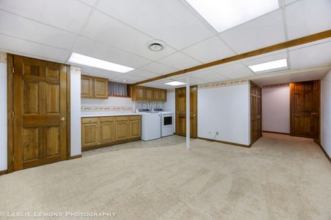 Tiny photo for 577 Lee Street, Glen Ellyn, IL 60137 (MLS # 12502726)