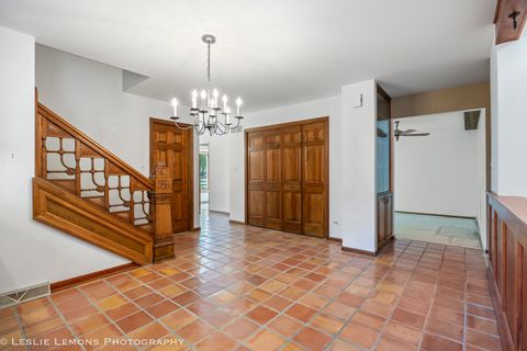 Tiny photo for 577 Lee Street, Glen Ellyn, IL 60137 (MLS # 12502726)