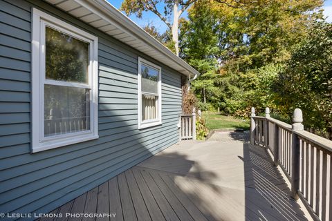 Tiny photo for 577 Lee Street, Glen Ellyn, IL 60137 (MLS # 12502726)
