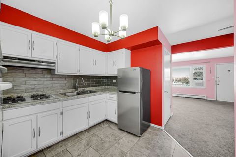 Tiny photo for 12 King Arthur Court #11, Northlake, IL 60164 (MLS # 12556881)