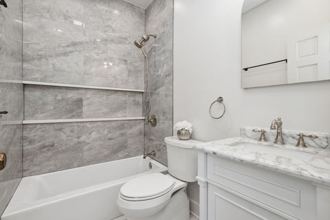 Tiny photo for 958 W Willow Street #4, Chicago, IL 60614 (MLS # 12755432)