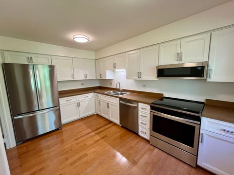 Tiny photo for 315 Bluff Court #C, Lake Barrington, IL 60010 (MLS # 12495458)