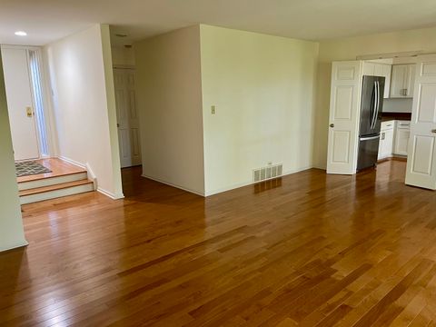 Tiny photo for 315 Bluff Court #C, Lake Barrington, IL 60010 (MLS # 12495458)