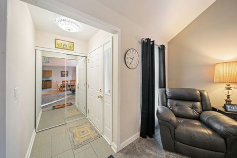 Tiny photo for 1290 Wandsworth Circle, Roselle, IL 60172 (MLS # 12509524)