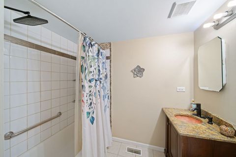 Tiny photo for 1290 Wandsworth Circle, Roselle, IL 60172 (MLS # 12509524)