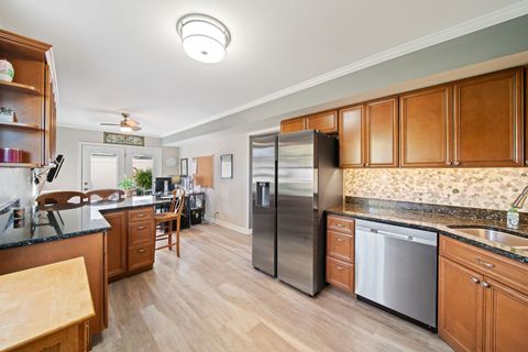 Tiny photo for 1290 Wandsworth Circle, Roselle, IL 60172 (MLS # 12509524)