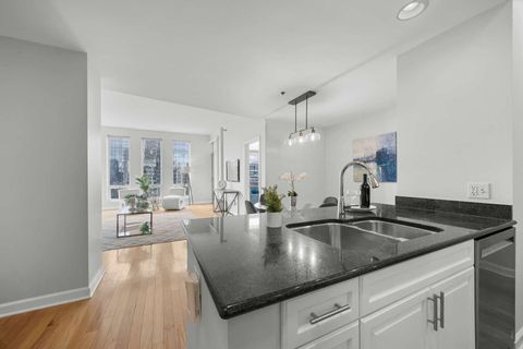 Tiny photo for 1250 S Michigan Avenue #2704, Chicago, IL 60605 (MLS # 12515432)