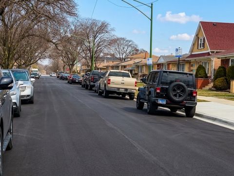 Tiny photo for 2605 W 83rd Place, Chicago, IL 60652 (MLS # 12578673)