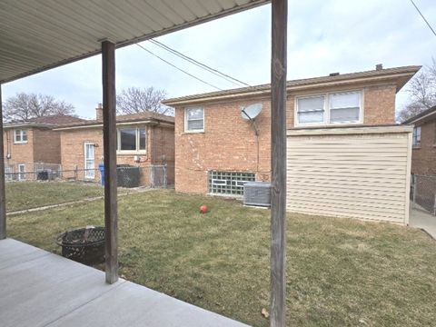 Tiny photo for 2605 W 83rd Place, Chicago, IL 60652 (MLS # 12578673)