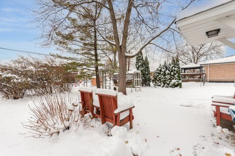 Tiny photo for Palos Hills, IL 60465 (MLS # 12501976)