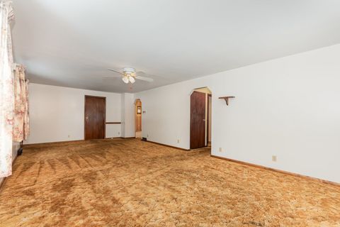 Tiny photo for Palos Hills, IL 60465 (MLS # 12501976)
