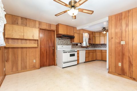 Tiny photo for Palos Hills, IL 60465 (MLS # 12501976)