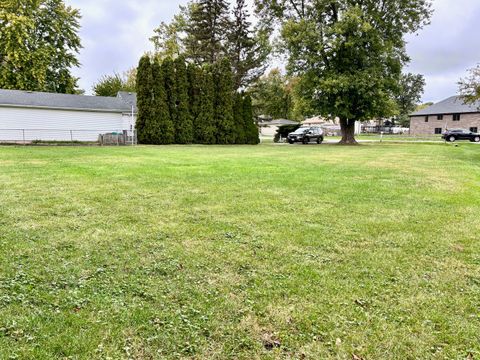 Tiny photo for Palos Hills, IL 60465 (MLS # 12501976)