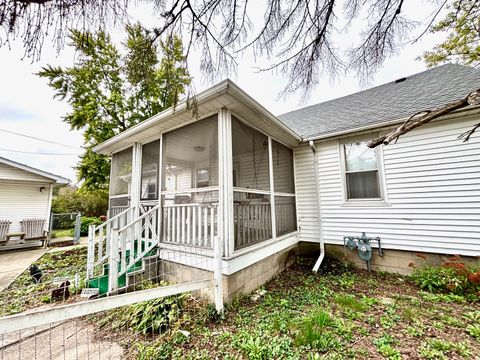 Tiny photo for Palos Hills, IL 60465 (MLS # 12501976)