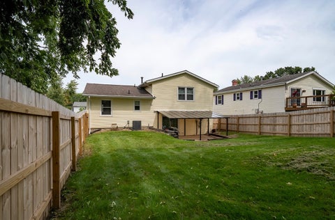 Tiny photo for 2213 Clearwater Avenue, Bloomington, IL 61704 (MLS # 12745107)